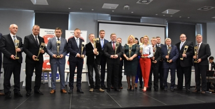 Zdjęcie grupowe laureatów